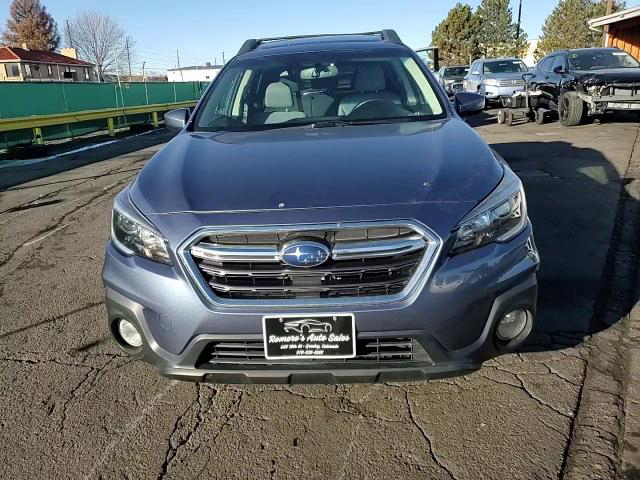 Subaru Outback 2018