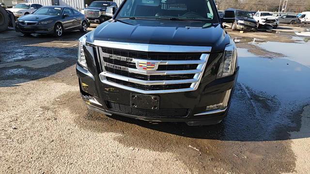 Cadillac Escalade 2016