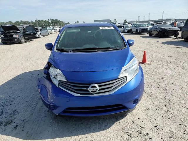 Nissan Versa 2016
