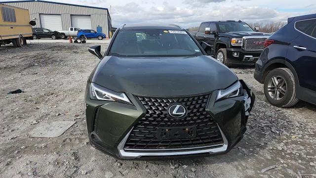 Lexus UX 2022