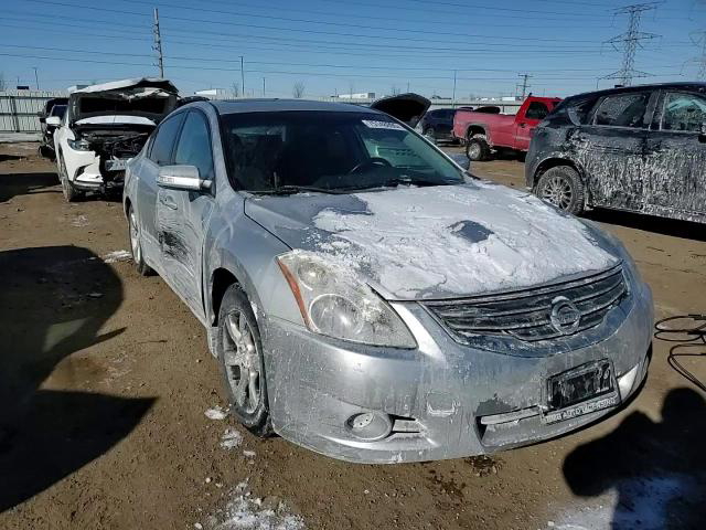 Nissan Altima 2012
