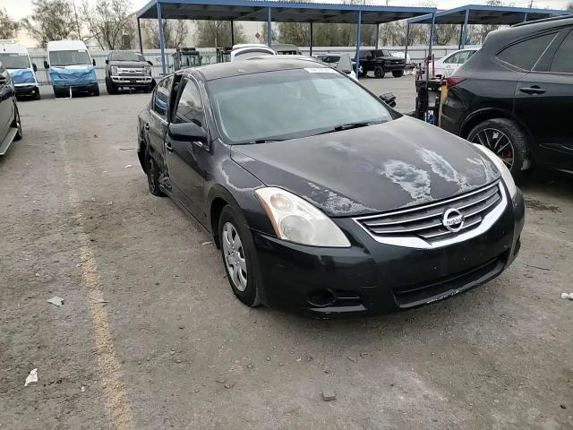 Nissan Altima 2011