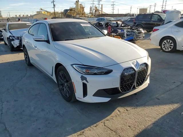 BMW i4 2023