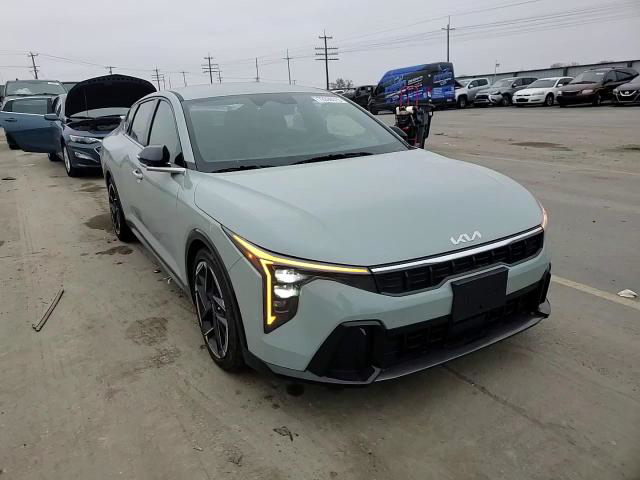 Kia K4 2025