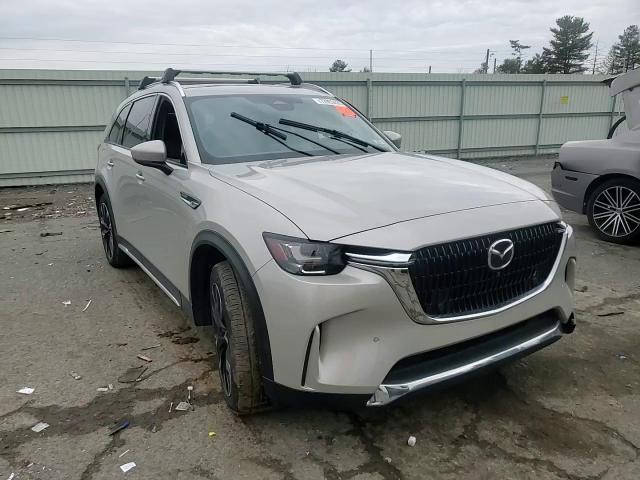 Mazda CX-90 2025