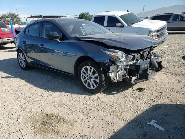 Mazda 3 2017