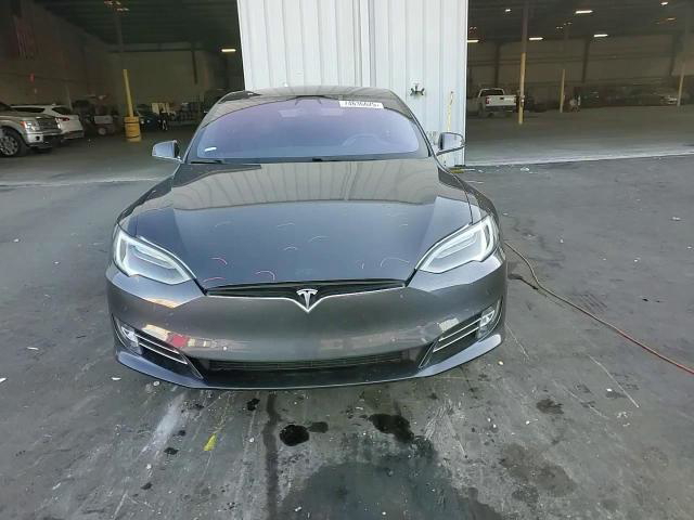 Tesla Model S 2017