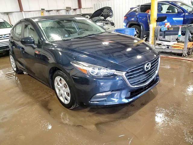 Mazda 3 2018