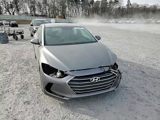 Hyundai Elantra 2018