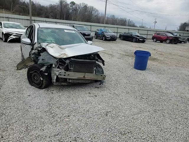 Nissan Versa 2016