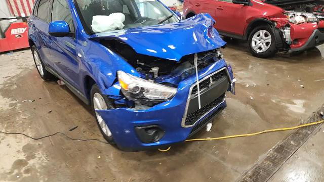 Mitsubishi Outlander 2015