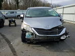 Toyota Sienna 2012