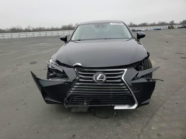 Lexus IS 2020