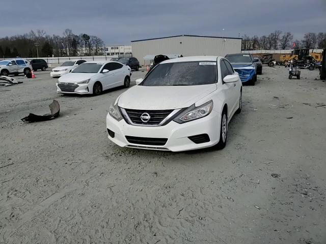 Nissan Altima 2018