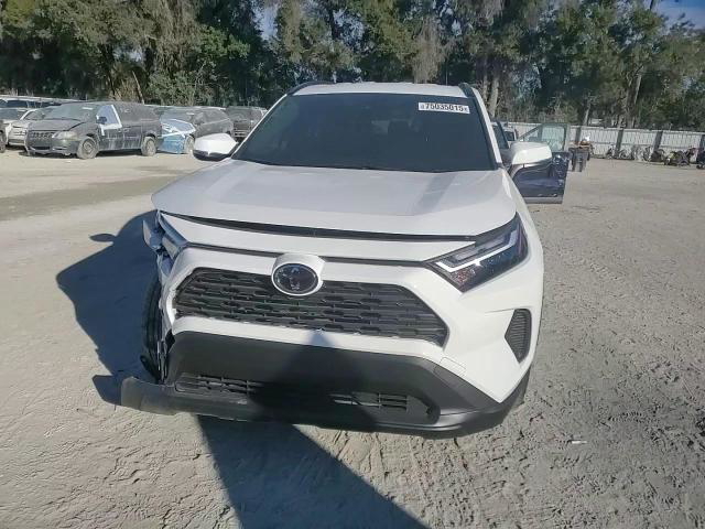 Toyota RAV 4 2025