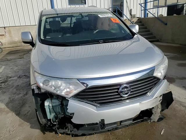 Nissan Quest 2015