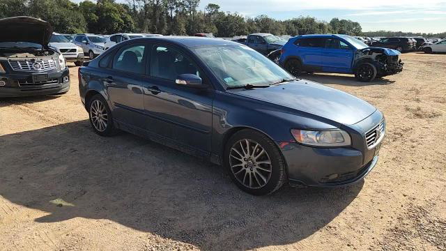Volvo S40 2009