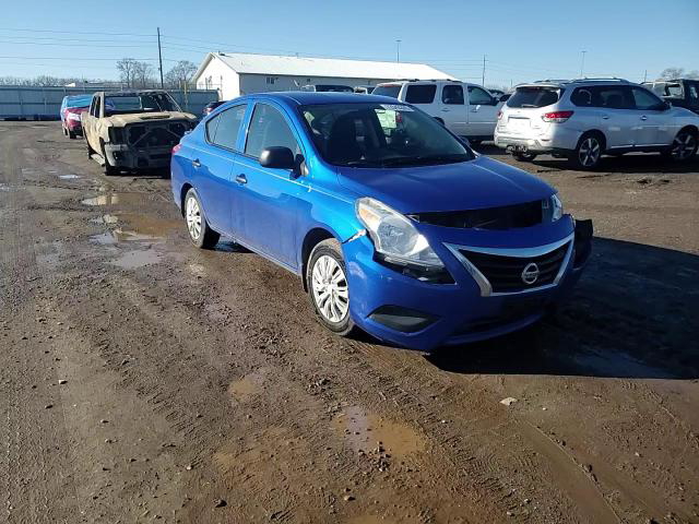 Nissan Versa 2015