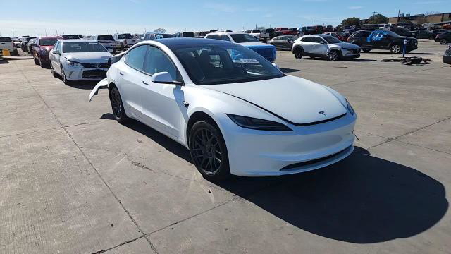 Tesla Model 3 2025