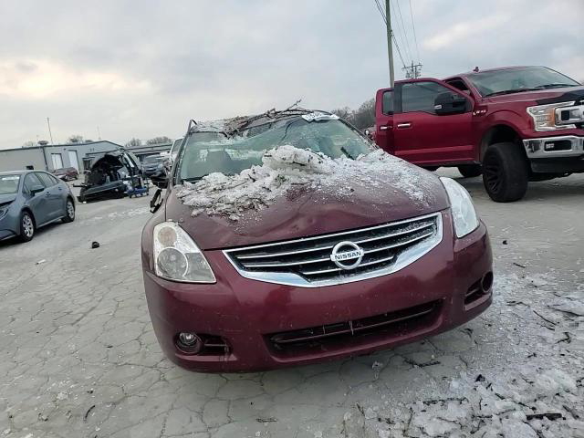 Nissan Altima 2012