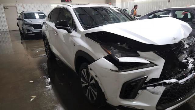 Lexus NX 2021