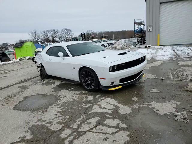 Dodge Challenger 2023