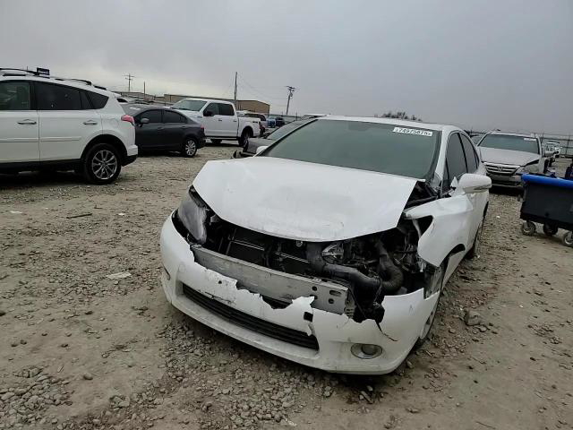 Lexus HS 2010
