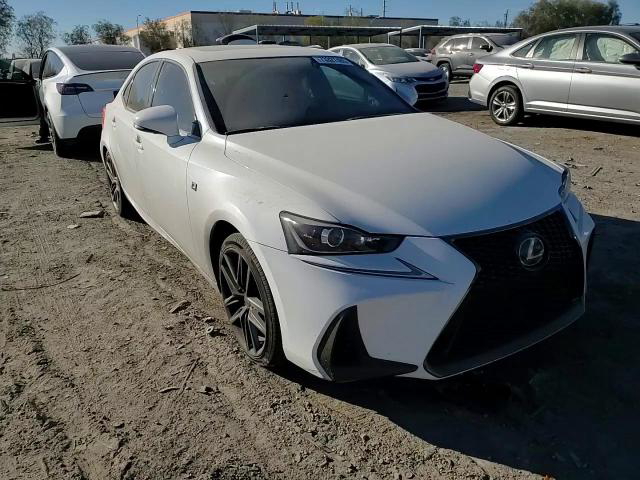 Lexus IS 2017