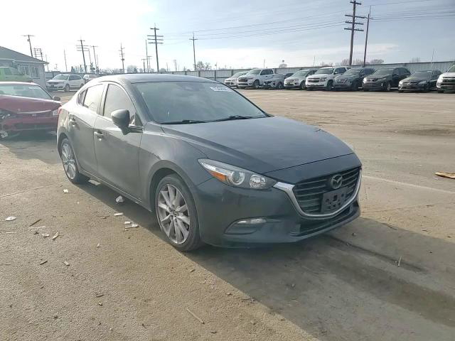 Mazda 3 2017