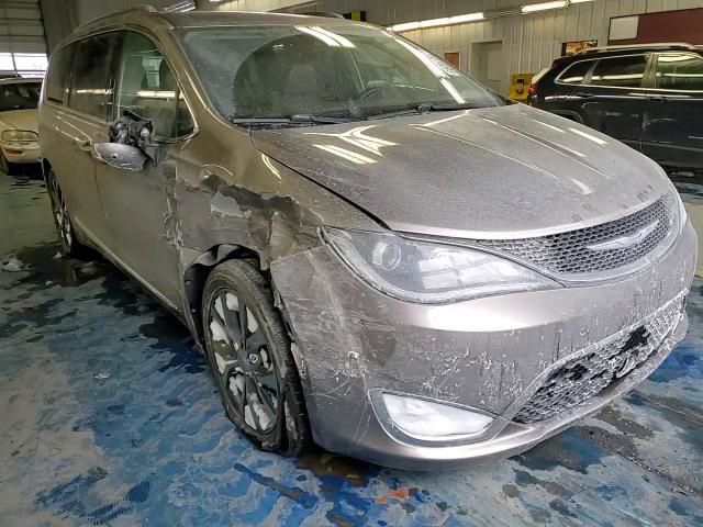Chrysler Pacifica 2017
