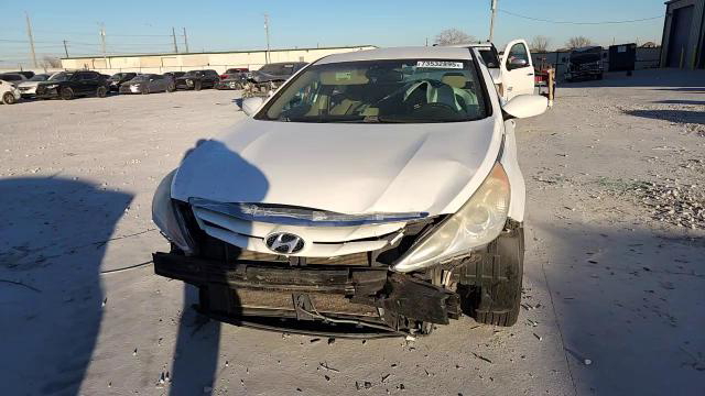 Hyundai Sonata 2013