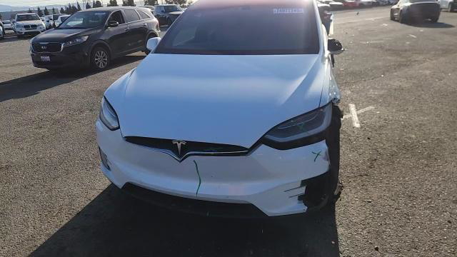 Tesla Model X 2016
