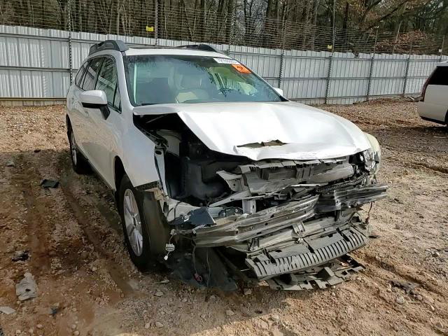 Subaru Outback 2015