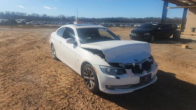 BMW Series 3 2011