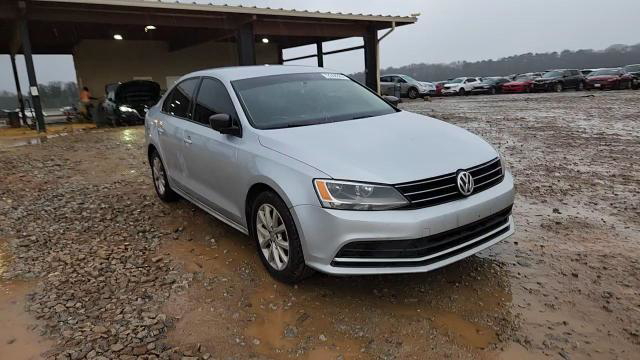 Volkswagen Jetta 2015