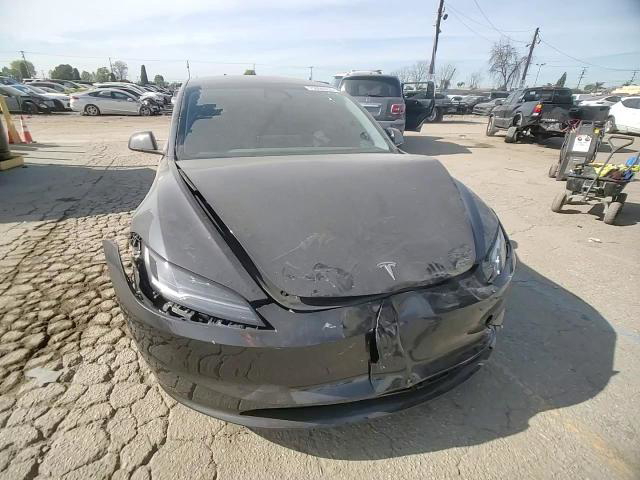 Tesla Model 3 2025