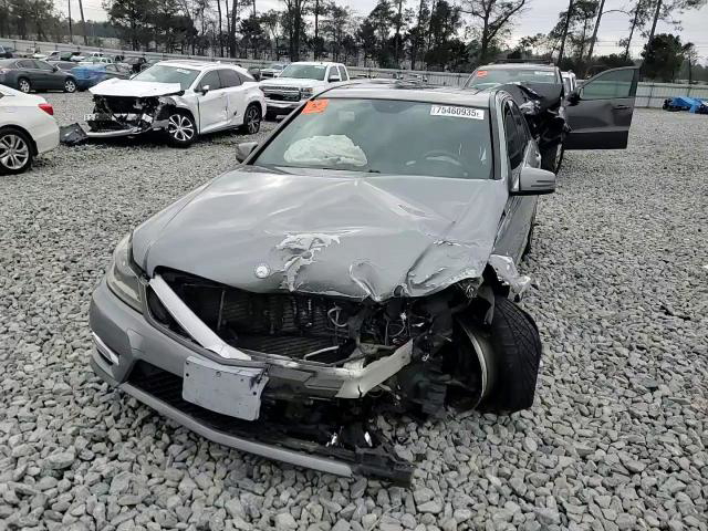 Mercedes-Benz  2013