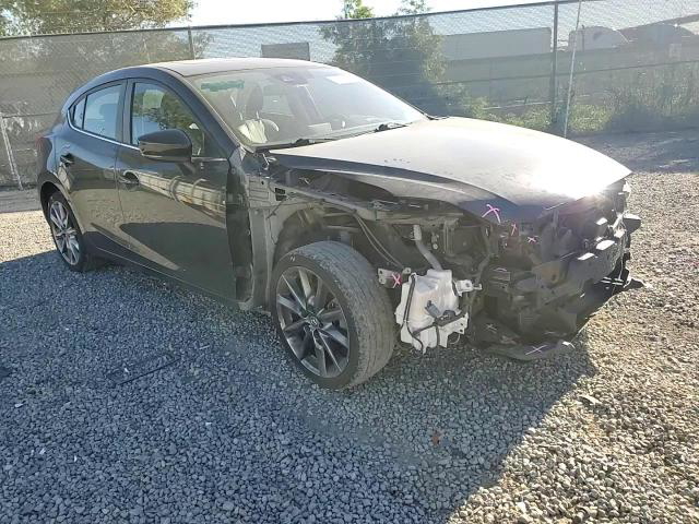 Mazda 3 2018
