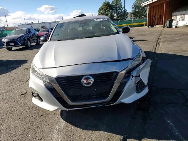 Nissan Altima 2020