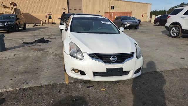 Nissan Altima 2012