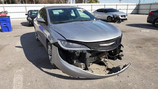 Chrysler 200 2015