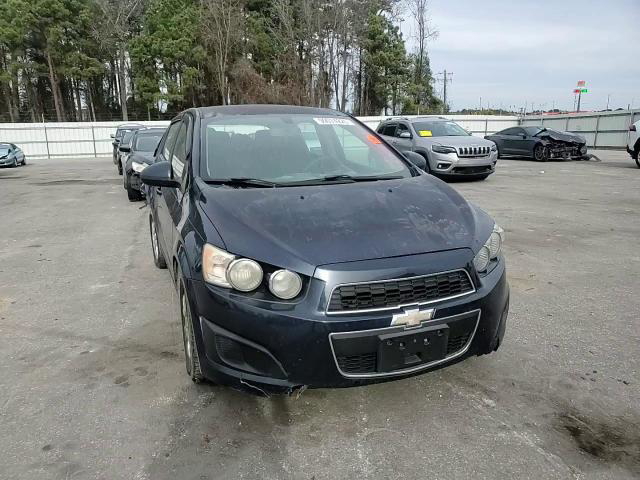 Chevrolet Sonic 2015