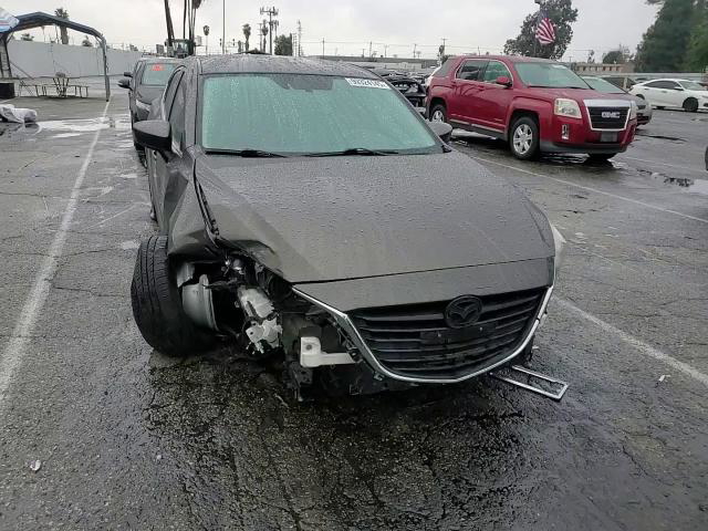Mazda 3 2016
