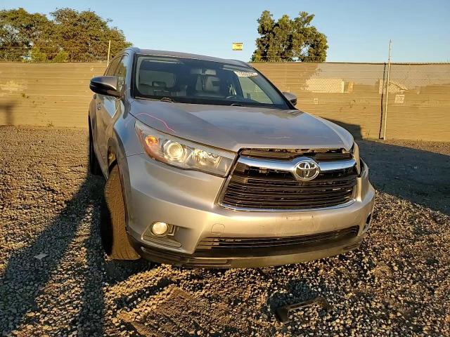 Toyota Highlander 2015