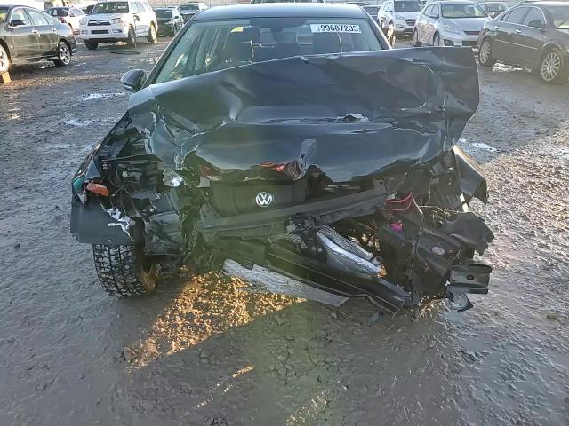 Volkswagen e Golf 2016