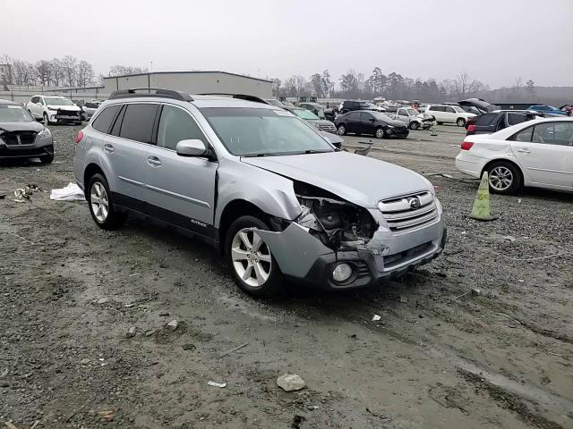 Subaru Outback 2013