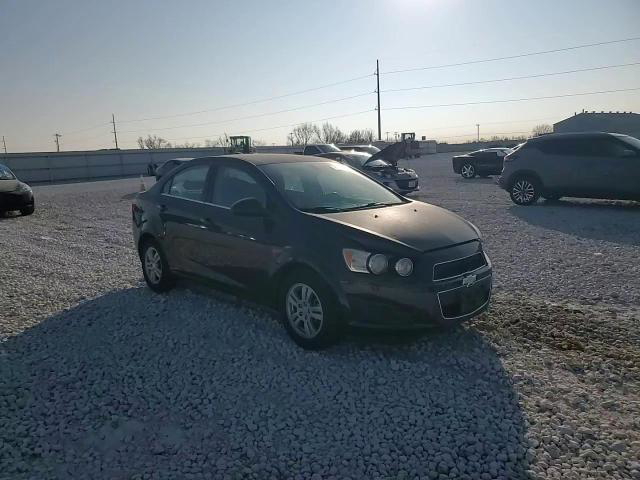 Chevrolet Sonic 2016