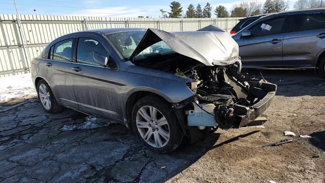 Chrysler 200 2013