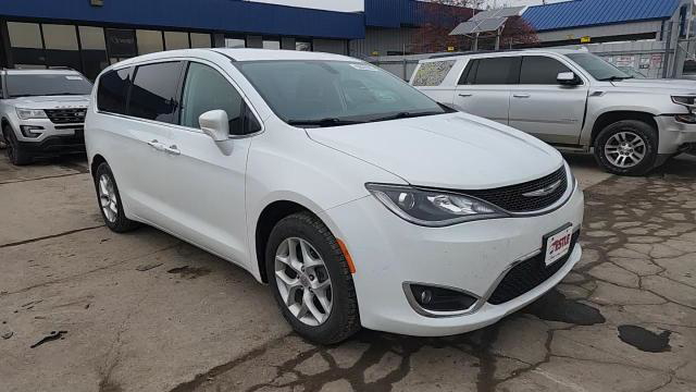 Chrysler Pacifica 2018