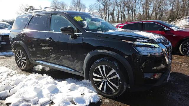 Nissan Pathfinder 2023